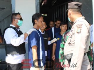 Laksanakan 5 Program Akselerasi, Lapas Pasuruan Bersama TNI dan POLRI Lakukan Razia Blok Hunian