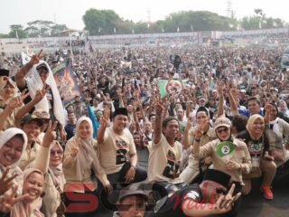 Kampanye Akbar Paslon Nomor Urut 02 RUBIH, Ribuan Warga Kabupaten Pasuruan Padati Stadion Pogar