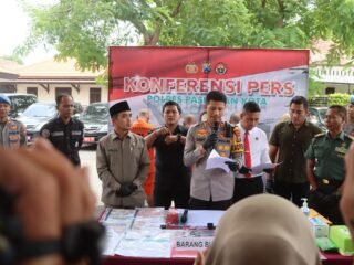 Polres Pasuruan Kota Amankan 4 Tersangka Penipuan Berkedok Program Makan Bergizi Gratis