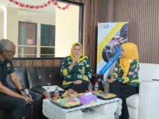‎"Talk Show DBHCHT Pasuruan: Kolaborasi Jadi Senjata Utama Berantas Rokok Ilegal" ‎