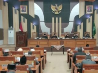 ‎Rapat Paripurna DPRD Kabupaten Pasuruan Bahas Perubahan Perda Pajak dan Retribusi Daerah ‎